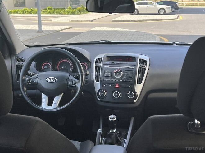 Kia Ceed 2009, 267,000 km - 1.6 л - Bakı