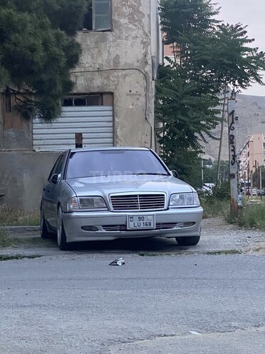 Mercedes C 220 1998, 234,000 km - 2.2 l - Bakı