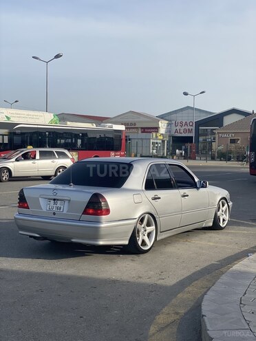 Mercedes C 220 1998, 234,000 km - 2.2 l - Bakı
