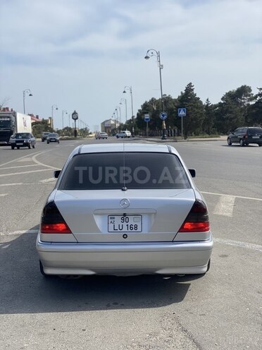 Mercedes C 220 1998, 234,000 km - 2.2 l - Bakı