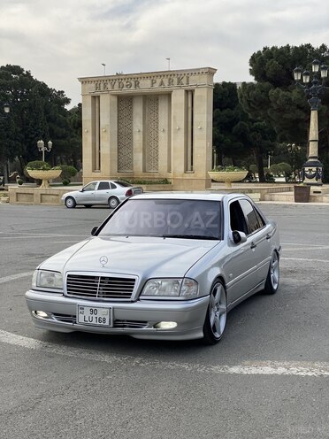 Mercedes C 220 1998, 234,000 km - 2.2 l - Bakı