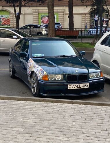 BMW 320 1995, 180,000 km - 2.0 l - Bakı