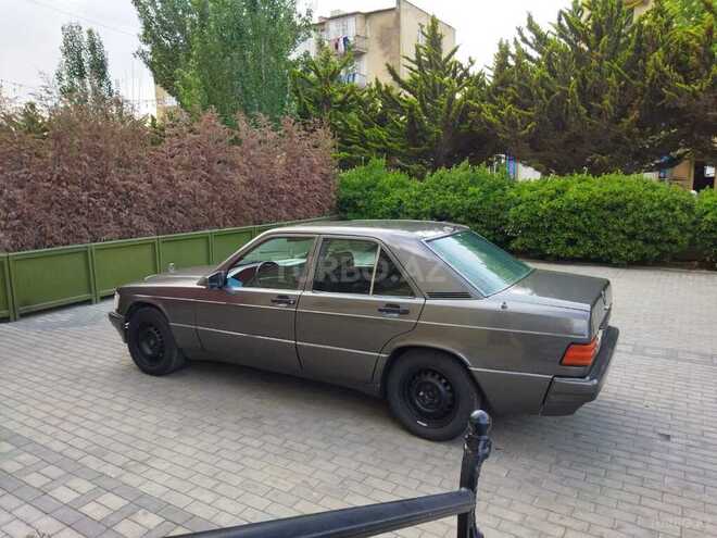 Mercedes 190 1991, 300,000 km - 2.0 л - Bakı