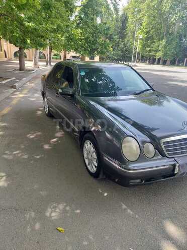 Mercedes E 240 2000, 270,000 km - 2.4 l - Mingəçevir