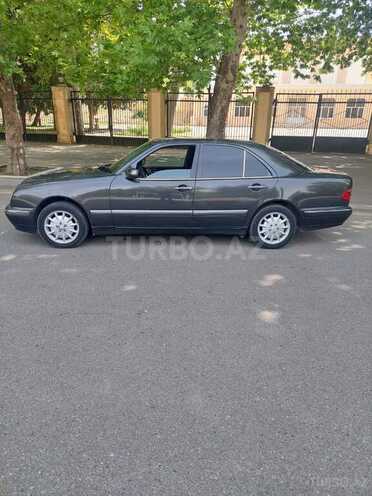 Mercedes E 240 2000, 270,000 km - 2.4 l - Mingəçevir