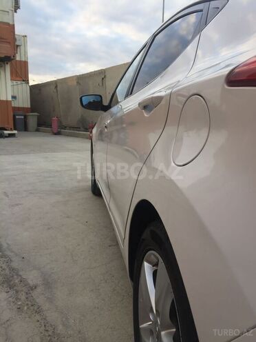 Hyundai Elantra 2011, 198,000 km - 1.8 l - Bakı