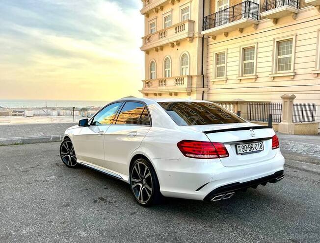 Mercedes E 220 2015, 128,000 km - 2.2 l - Bakı