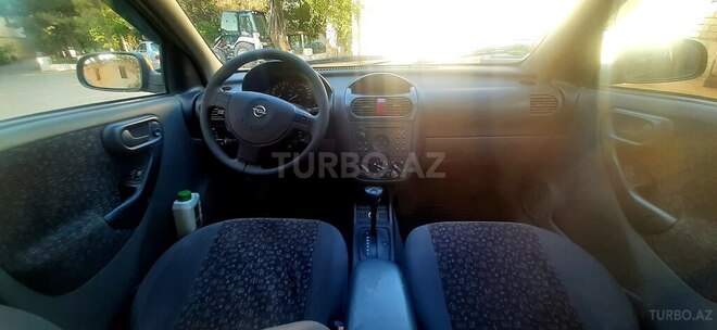 Opel Corsa 2001, 235,000 km - 1.4 l - Bakı