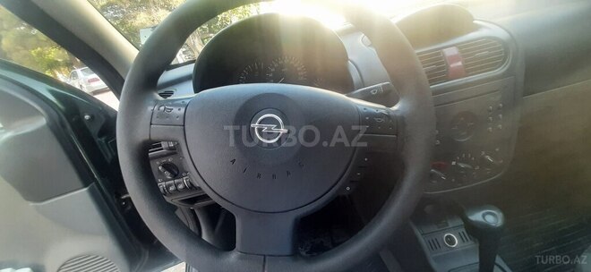 Opel Corsa 2001, 235,000 km - 1.4 l - Bakı
