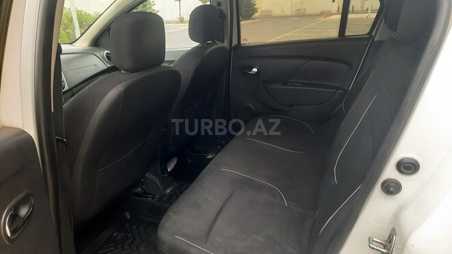 Renault Logan 2015, 296,421 km - 1.6 l - Bakı