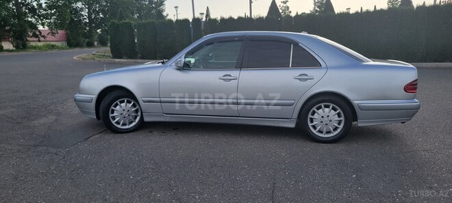 Mercedes E 270 2000, 512,470 km - 2.7 л - Ağcabədi