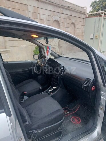 Opel Zafira 2001, 372,000 km - 2.0 l - Bakı