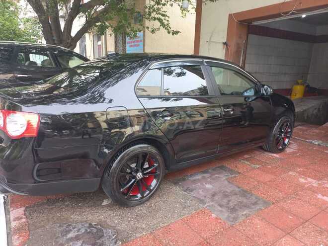 Volkswagen Jetta 2010, 167,013 km - 1.6 л - Bakı