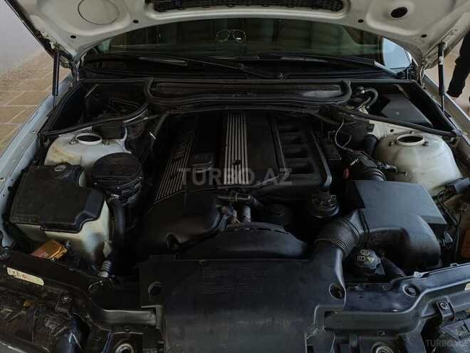 BMW 320 2000, 224,100 km - 2.2 l - Salyan