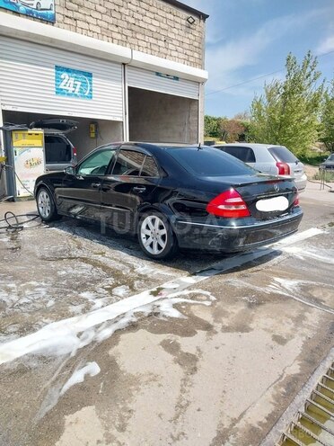 Mercedes E 320 2003, 386,000 km - 3.2 l - Bakı