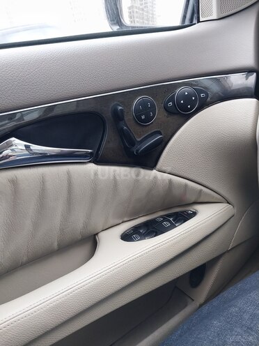 Mercedes E 320 2003, 386,000 km - 3.2 l - Bakı