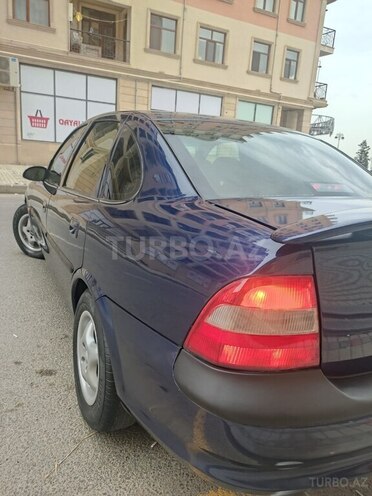 Opel Vectra 1998, 280,000 km - 1.6 л - Sumqayıt
