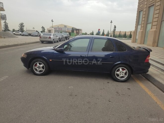 Opel Vectra 1998, 280,000 km - 1.6 л - Sumqayıt