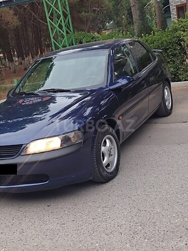 Opel Vectra 1998, 280,000 km - 1.6 л - Sumqayıt