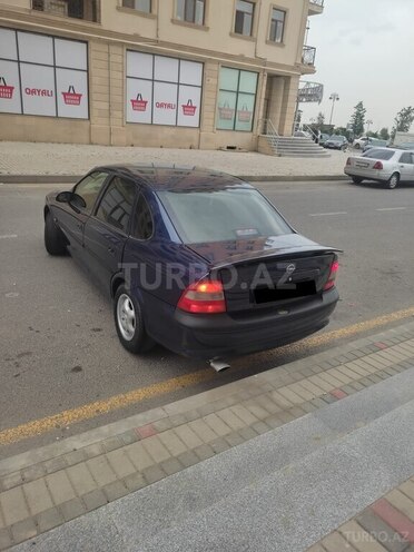 Opel Vectra 1998, 280,000 km - 1.6 л - Sumqayıt