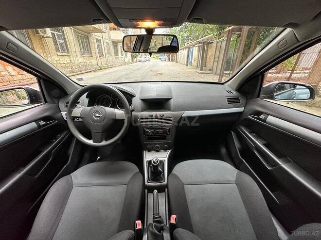 Opel Astra 2006, 218,150 km - 1.3 l - Bakı