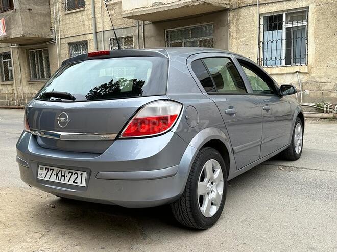 Opel Astra 2006, 218,150 km - 1.3 l - Bakı