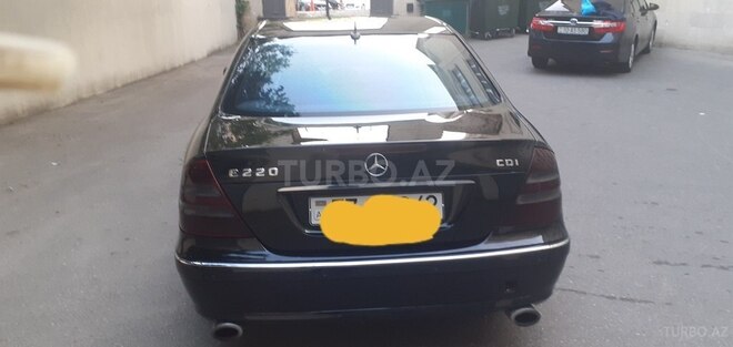 Mercedes E 220 2002, 278,000 km - 2.2 l - Bakı