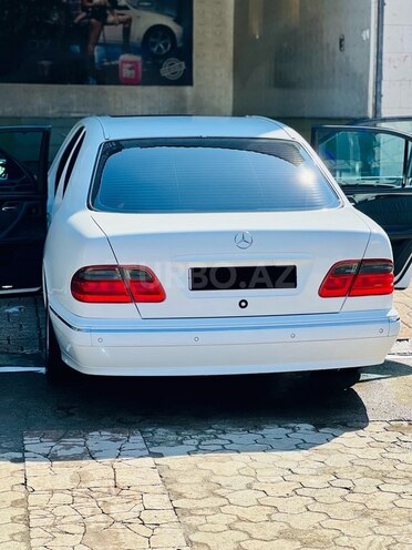 Mercedes E 320 2000, 284,000 km - 3.2 л - Lənkəran