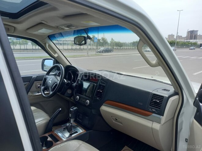 Mitsubishi Pajero 2007, 226,000 km - 3.0 l - Bakı