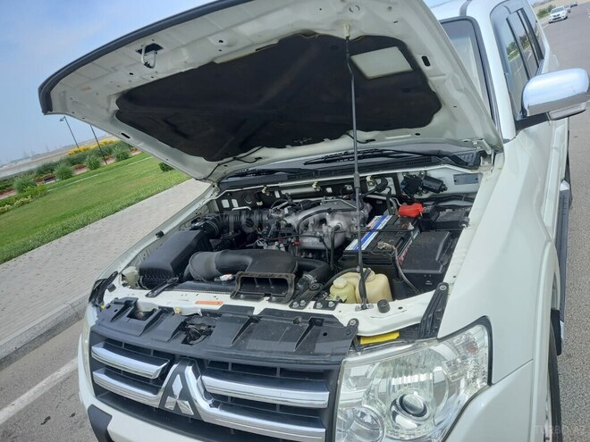 Mitsubishi Pajero 2007, 226,000 km - 3.0 l - Bakı