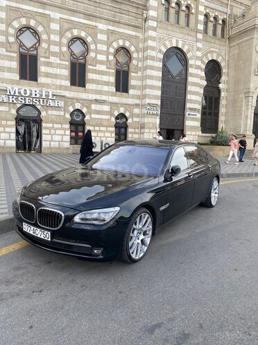 BMW 750 2011, 246,000 km - 4.4 l - Bakı
