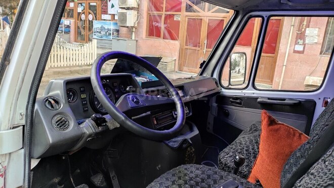 Mercedes 410 D 1991, 299,999 km - 2.9 л - Bakı