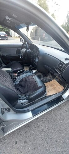 Hyundai Elantra 2004, 442,570 km - 2.0 л - Bakı
