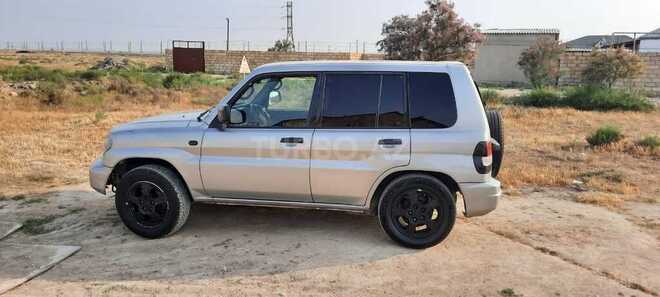 Mitsubishi Pajero io 1999, 235,000 km - 1.8 л - Sumqayıt