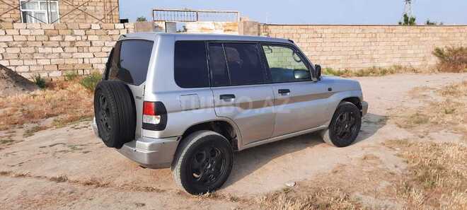 Mitsubishi Pajero io 1999, 235,000 km - 1.8 л - Sumqayıt