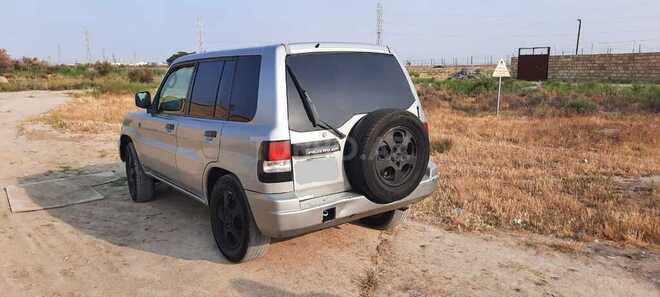 Mitsubishi Pajero io 1999, 235,000 km - 1.8 л - Sumqayıt
