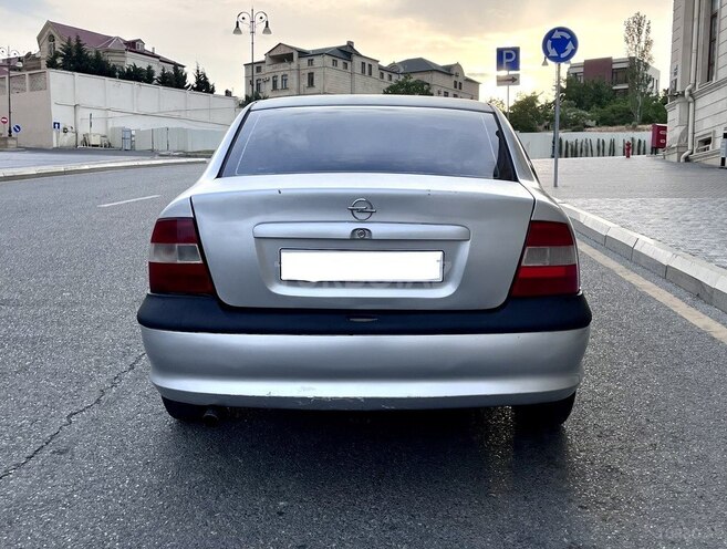 Opel Vectra 1996, 295,000 km - 1.6 l - Bakı
