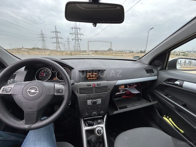 Opel Astra 2006, 222,000 km - 1.4 л - Bakı