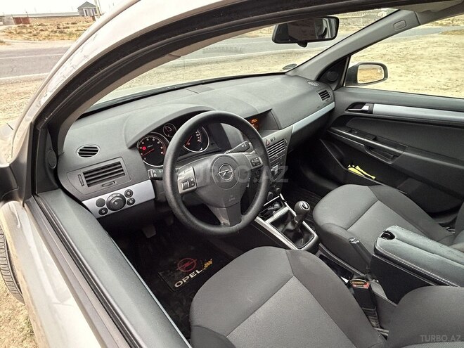 Opel Astra 2006, 222,000 km - 1.4 л - Bakı