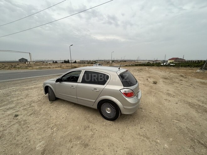 Opel Astra 2006, 222,000 km - 1.4 л - Bakı