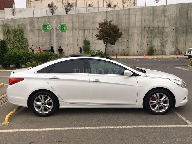 Hyundai Sonata 2010, 114,000 km - 2.0 л - Bakı