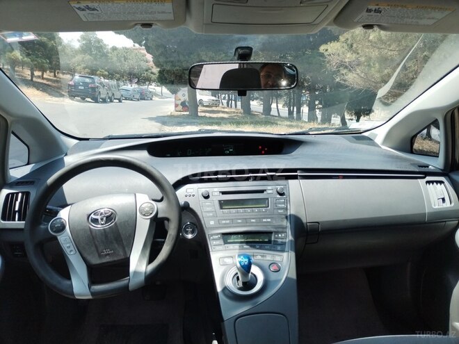Toyota Prius 2010, 402,336 km - 1.8 л - Bakı