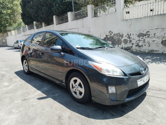 Toyota Prius 2010, 402,336 km - 1.8 л - Bakı