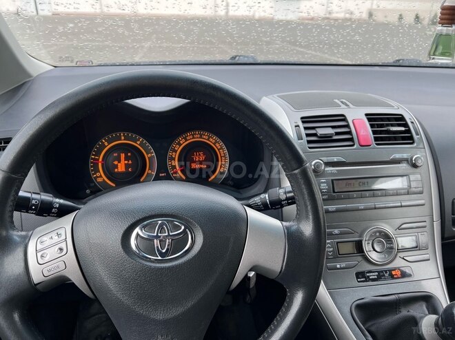 Toyota Auris 2008, 257,000 km - 1.4 l - Gəncə