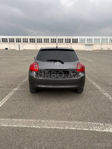 Toyota Auris 2008, 257,000 km - 1.4 l - Gəncə