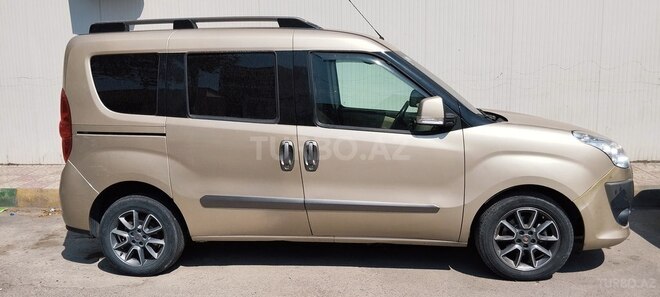 Fiat Doblo 2011, 241,000 km - 1.6 l - Bakı