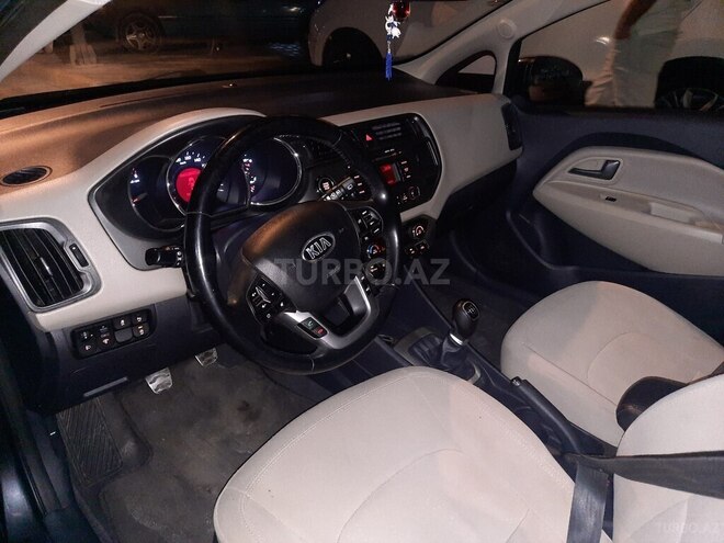 Kia Rio 2011, 213,008 km - 1.1 l - Sumqayıt