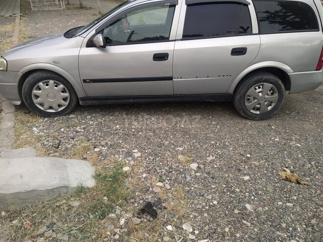 Opel Astra 2000, 488,560 km - 2.0 l - Yevlax