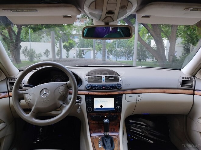 Mercedes E 320 2004, 304,000 km - 3.2 л - Bakı