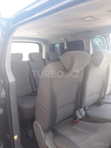 Hyundai H-1 2010, 350,000 km - 2.5 л - Bakı
